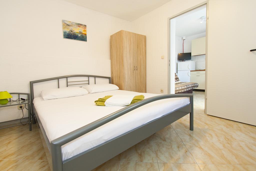 Apartment Mikulic Duće Eksteriør billede