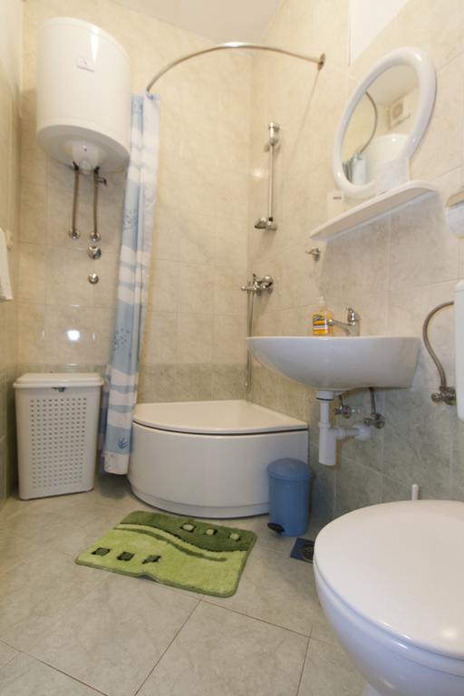 Apartment Mikulic Duće Eksteriør billede